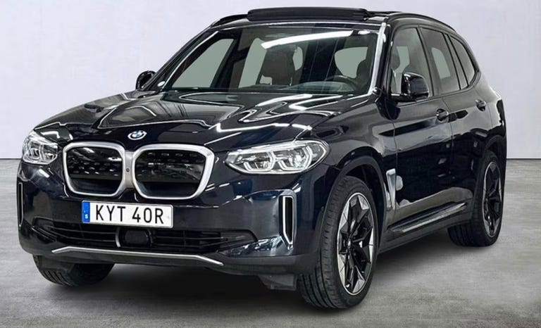 BMW iX3 Charged Plus