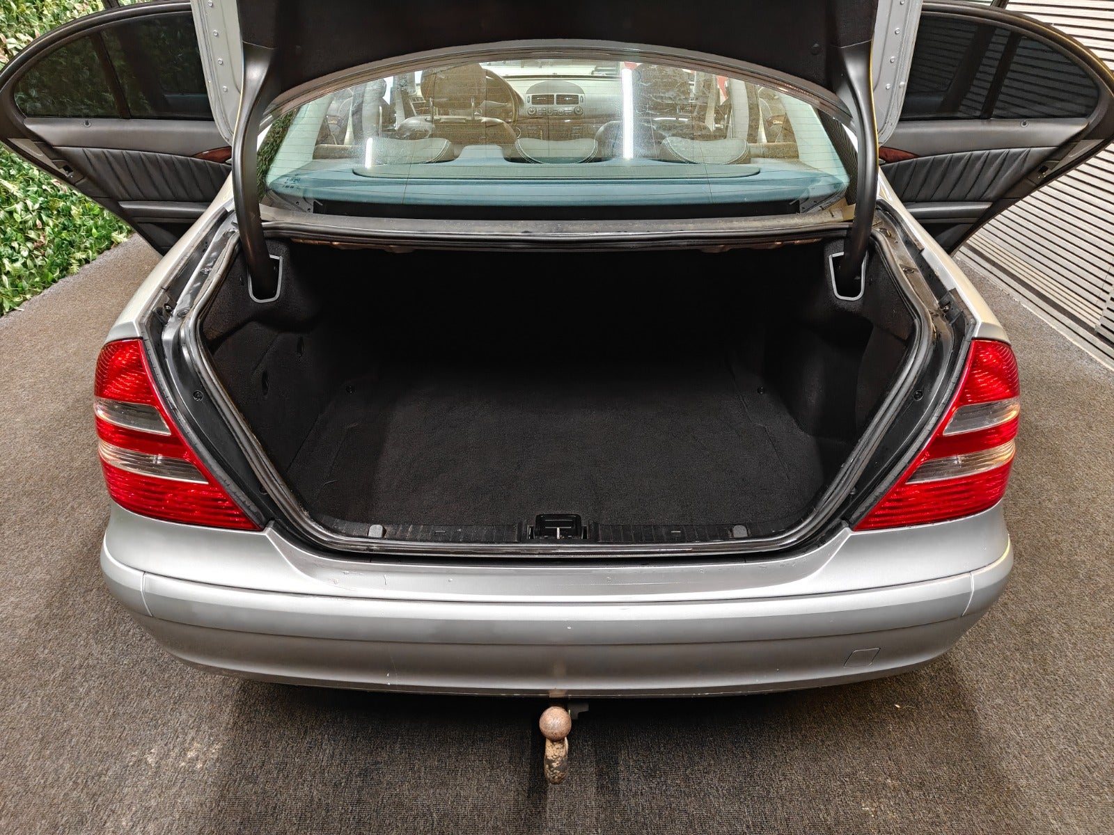 Billede af Mercedes E240 2,6 Classic