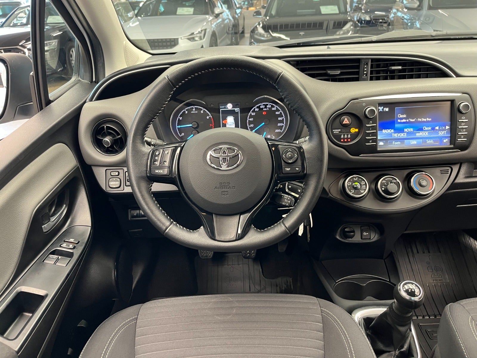 Billede af Toyota Yaris 1,0 VVT-i T2