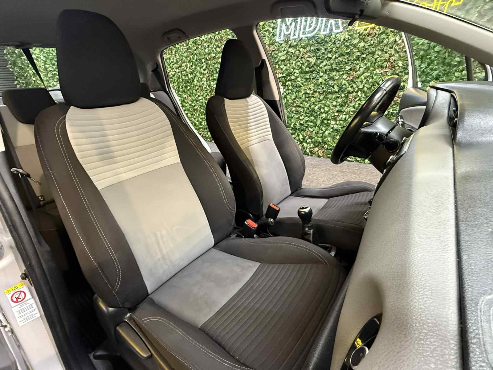 Billede af Toyota Yaris 1,0 VVT-i T1