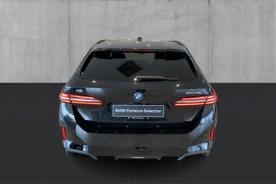 BMW i5 eDrive40 Touring Fully Charged