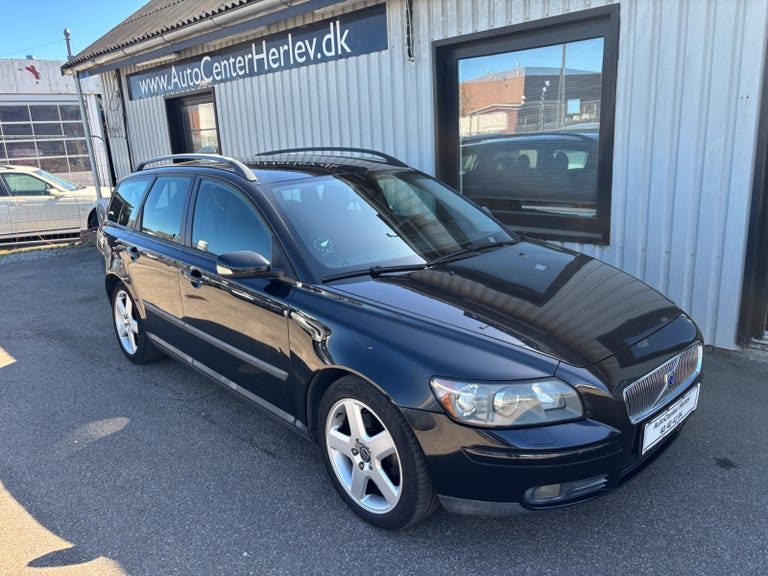Volvo V50 