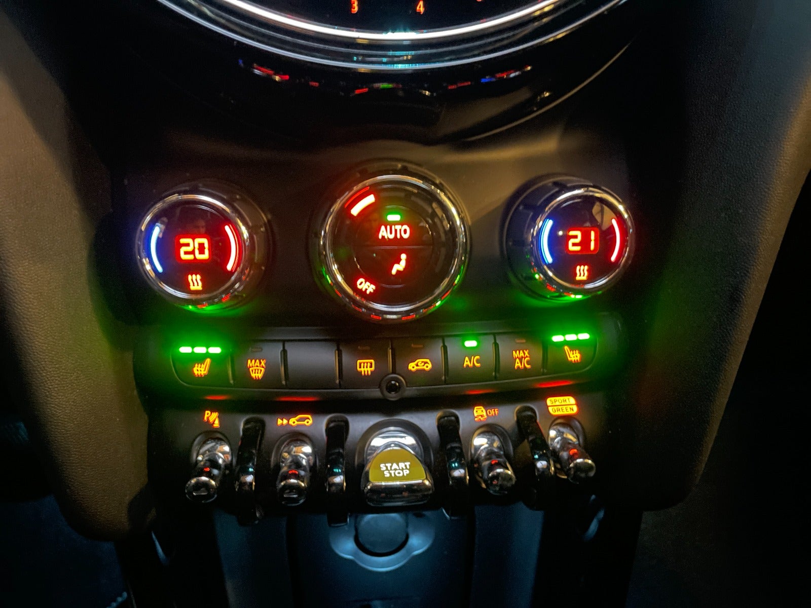 MINI Cooper SE Yours Trim