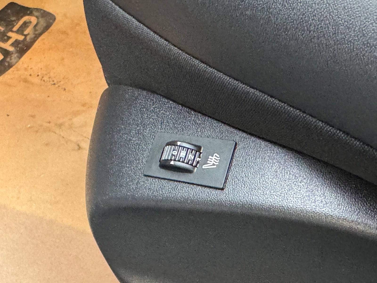 Billede af Peugeot 2008 1,5 BlueHDi 100 Allure Sky