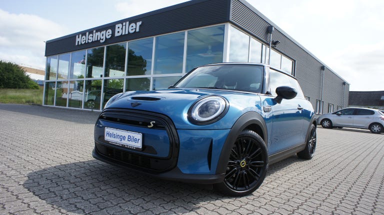 MINI Cooper SE Essential