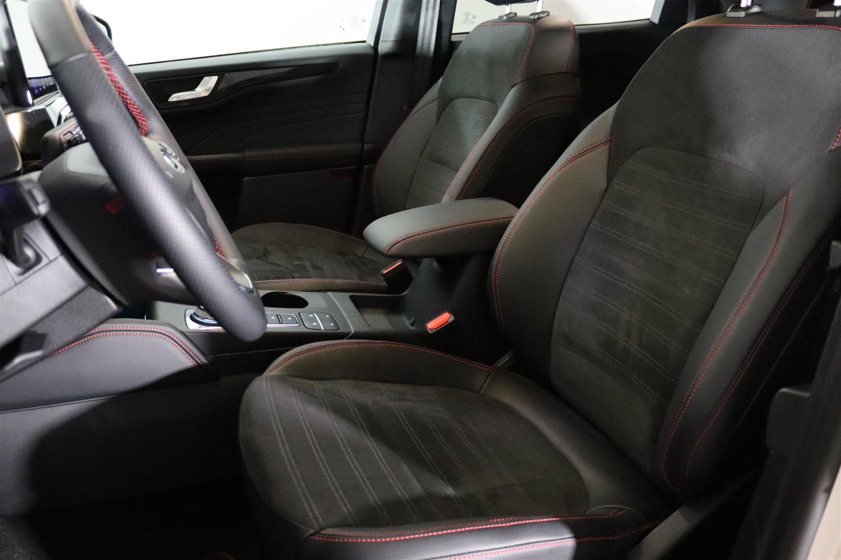 Ford Kuga PHEV ST-Line X CVT billede 8