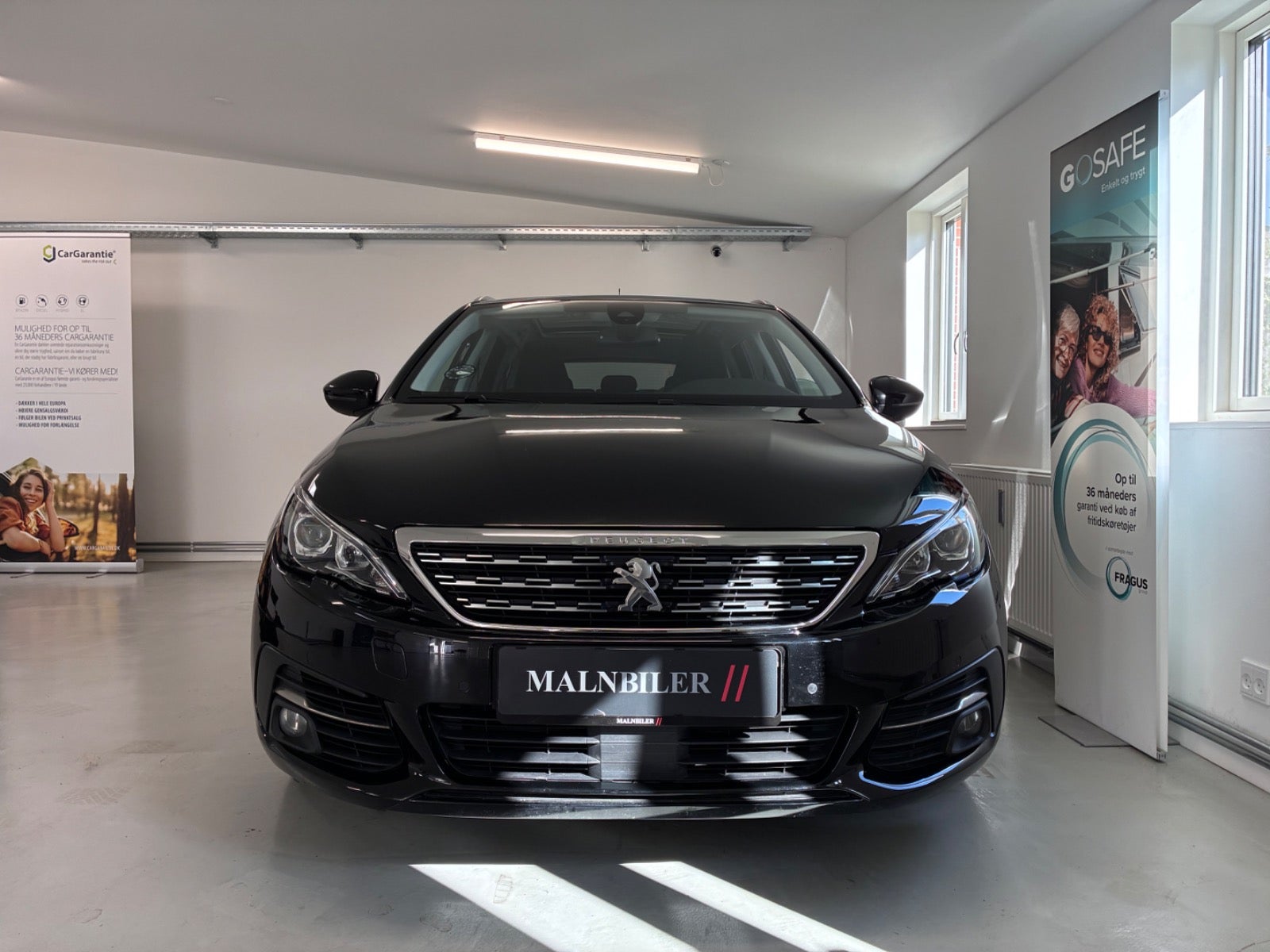 Billede af Peugeot 308 1,5 BlueHDi 130 Selection Sky SW EAT8