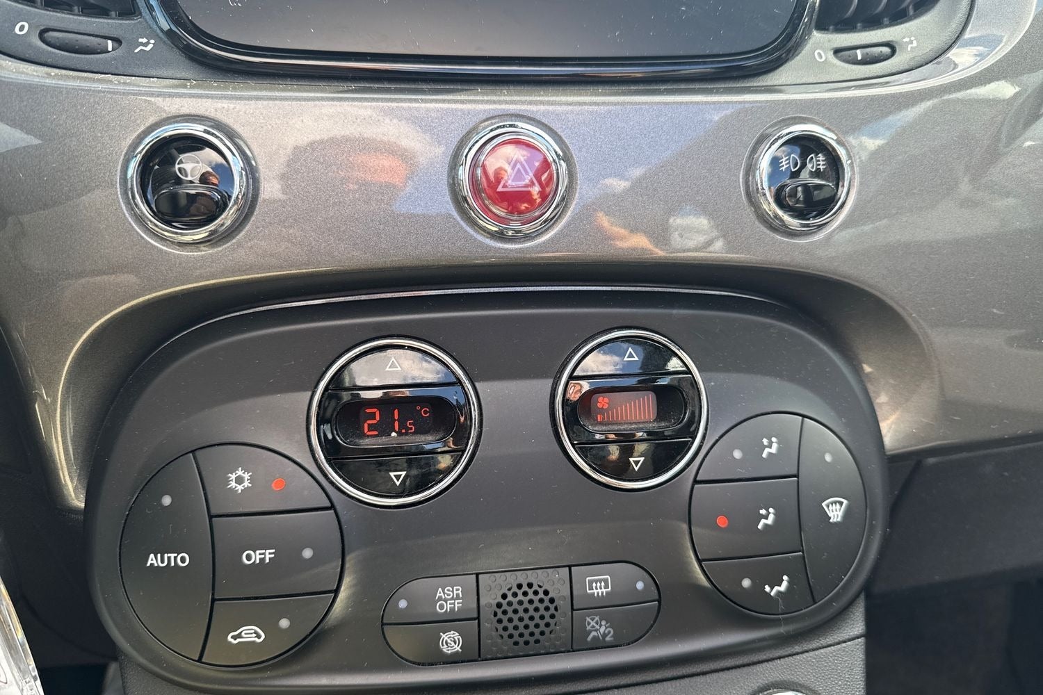 Billede af Fiat 500C 1,0 Hybrid Dolcevita