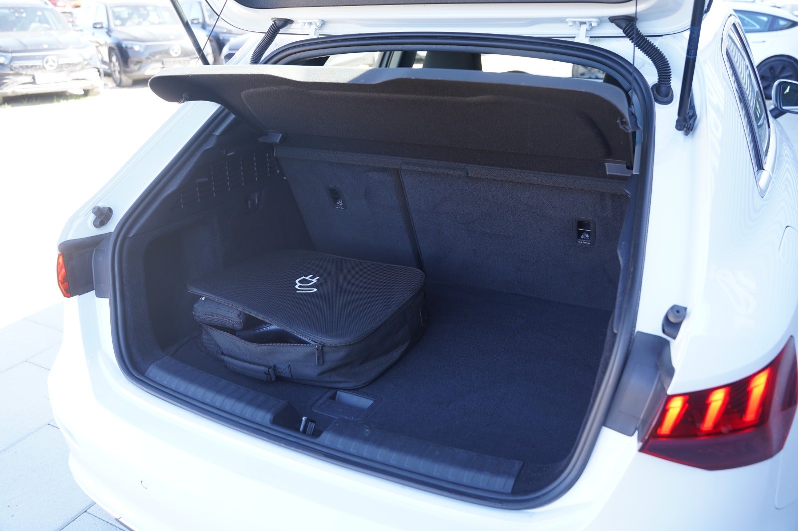 Billede af Audi A3 40 TFSi e Sport Sportback S-tr.