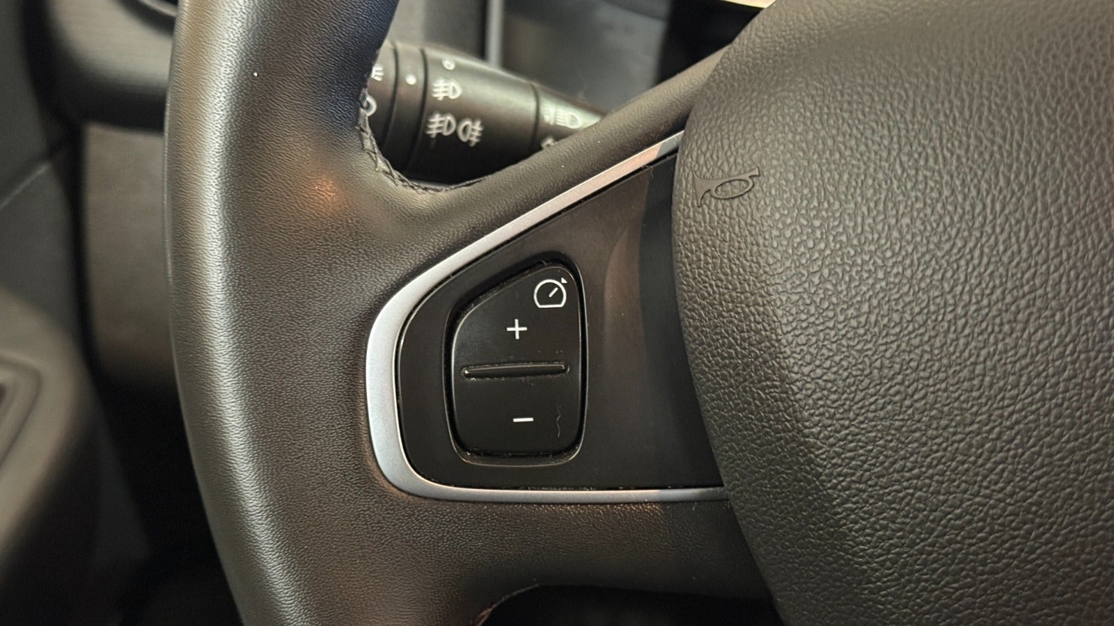 Billede af Renault Clio IV 0,9 TCe 90 Zen Sport Tourer
