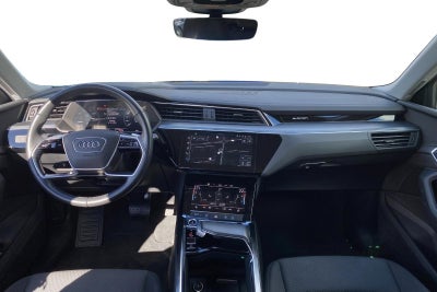 Audi e-tron quattro