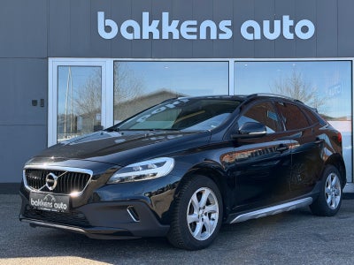 Volvo V40 CC 2,0 D3 150 Momentum aut. 5d