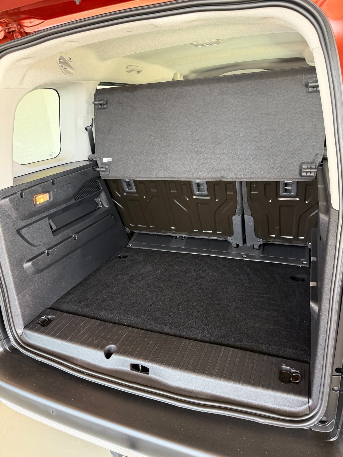 Billede af Peugeot Rifter 1,5 BlueHDi 130 L1 Allure EAT8