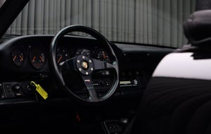 Porsche 911 Carrera 2 Cabriolet
