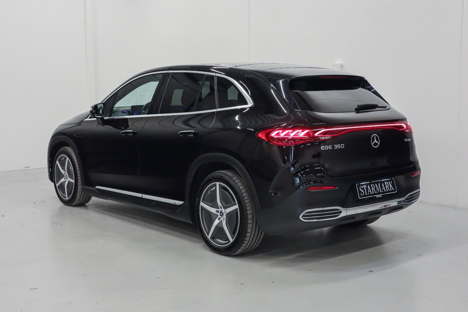Mercedes-Benz EQE 350 SUV (3/8)