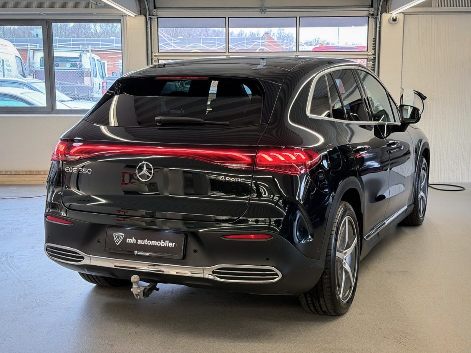 Billede af Mercedes EQE350 SUV  AMG Advance Plus 4Matic