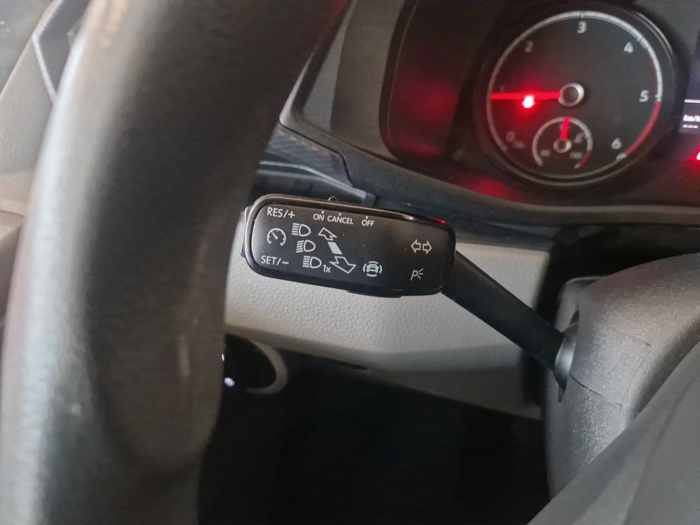 Billede af VW Transporter 2,0 TDi 110 Kassevogn lang