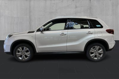 Suzuki Vitara mHybrid Active Suzuki Vitara mHybrid Active - 1