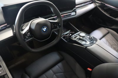 BMW i5 eDrive40 Sport Line