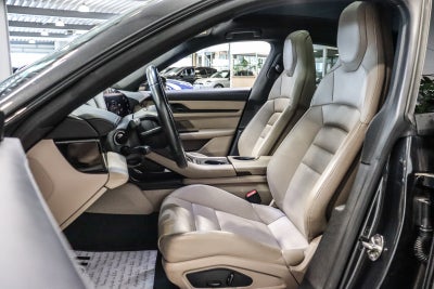 Porsche Taycan 4S