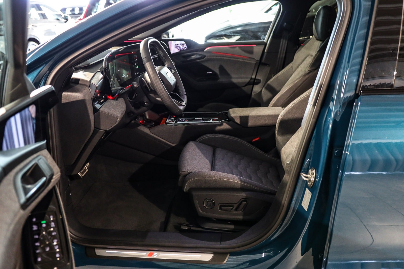 Billede af Audi A6 e-tron  S-line Edition One performance Avant