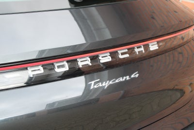 Porsche Taycan 4 Performance+ Cross Turismo