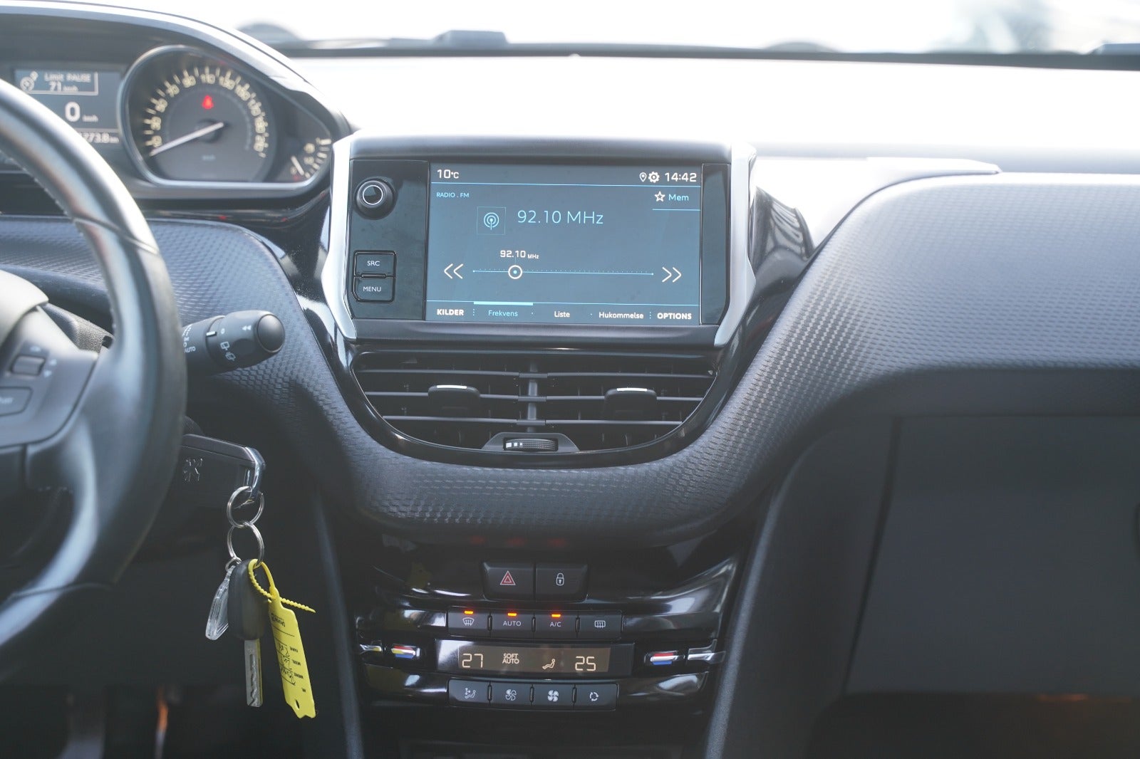 Billede af Peugeot 2008 1,5 BlueHDi 100 Prestige Sky