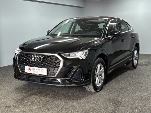 Audi Q3 45 TFSi e Attitude plus Sportback S-tr.