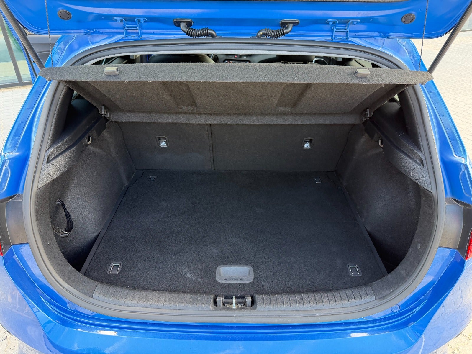 Kia Ceed T-GDi Intro Edition DCT
