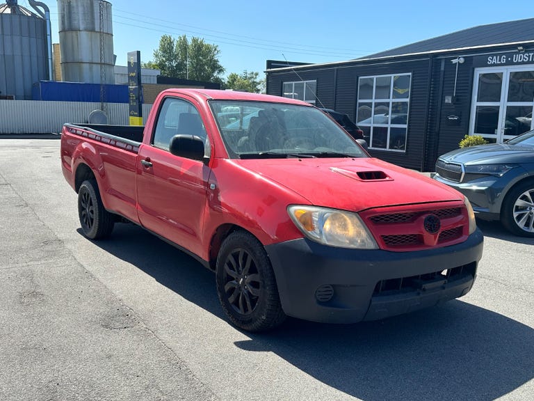 Toyota HiLux D-4D 120 S.Kab