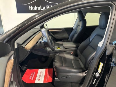 Tesla Model Y RWD