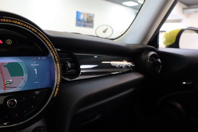 MINI Cooper SE Camden Edition