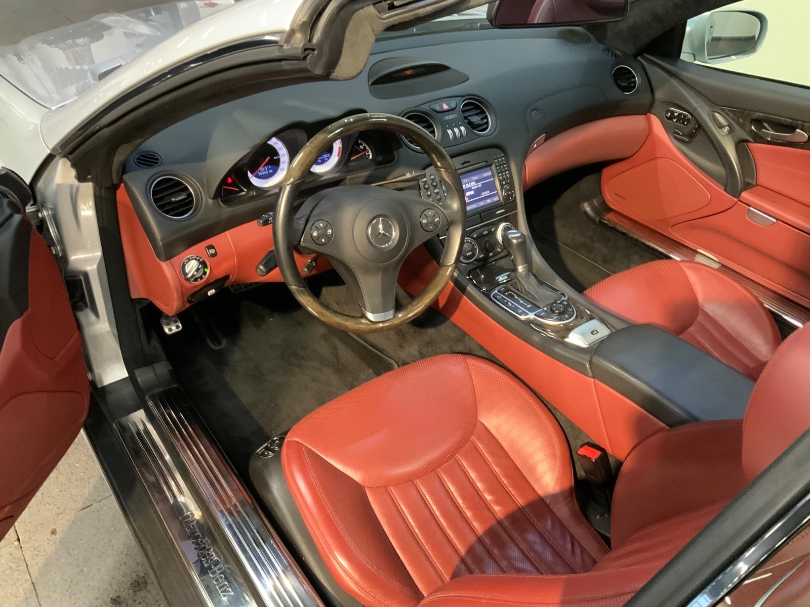 Mercedes-Benz SL 500 (6/8)