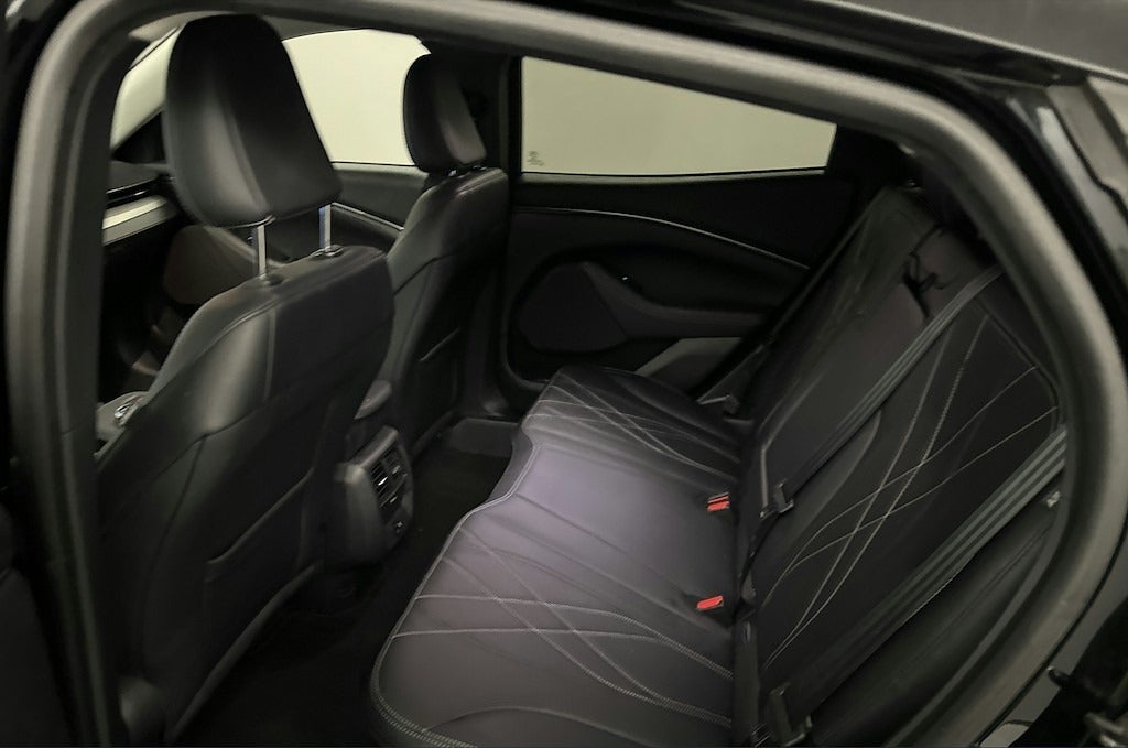 Ford Mustang Mach-E Standard Range