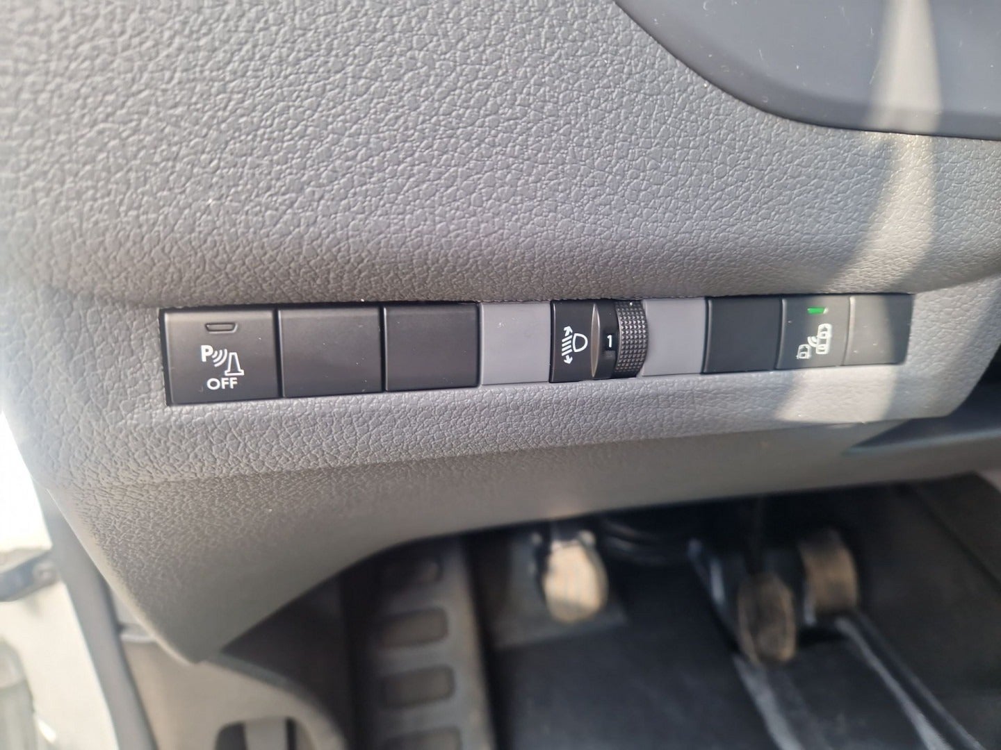 Billede af Peugeot Expert 2,0 BlueHDi 120 L2 Plus Van