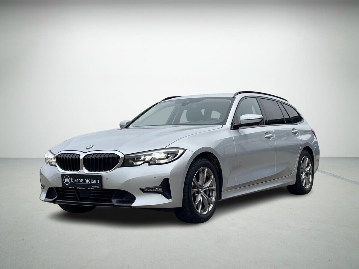 BMW 330i Touring Sport Line aut. billede 1