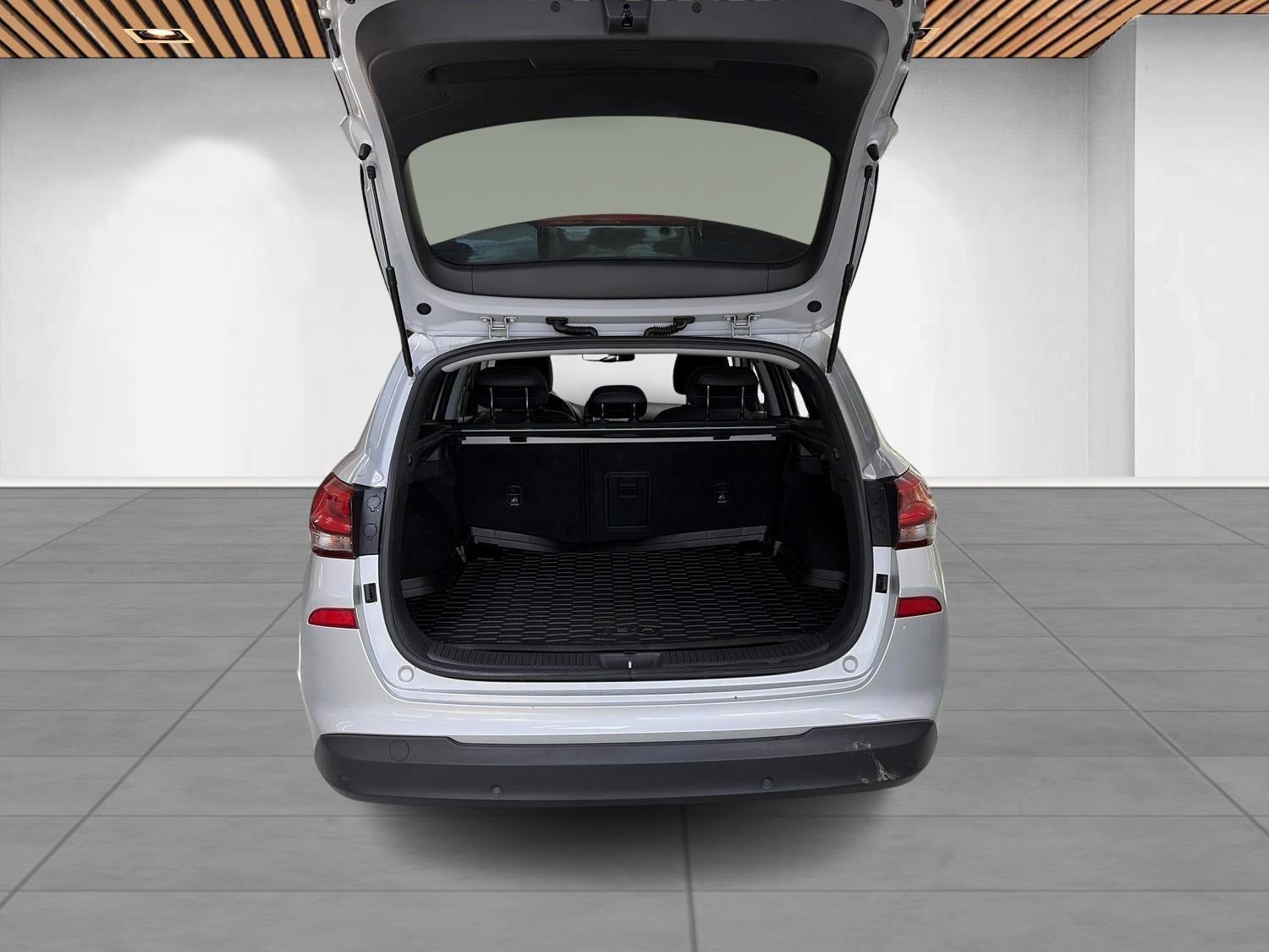 Billede af Hyundai i30 1,4 T-GDi Premium stc. DCT