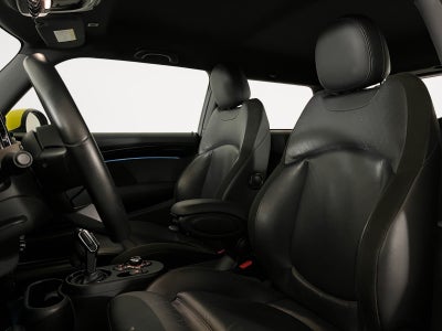 MINI Cooper SE Experience