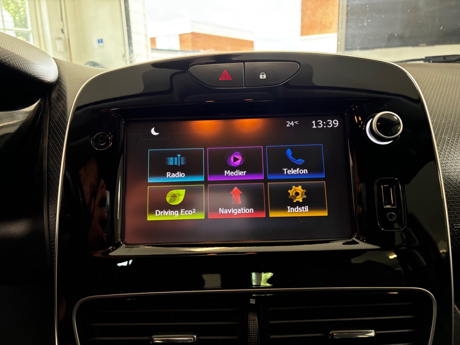 Billede af Renault Clio IV 0,9 TCe 90 Zen Sport Tourer