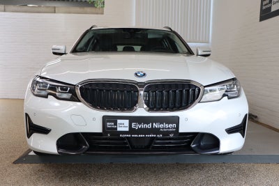 BMW 330e Touring Sport Line aut.