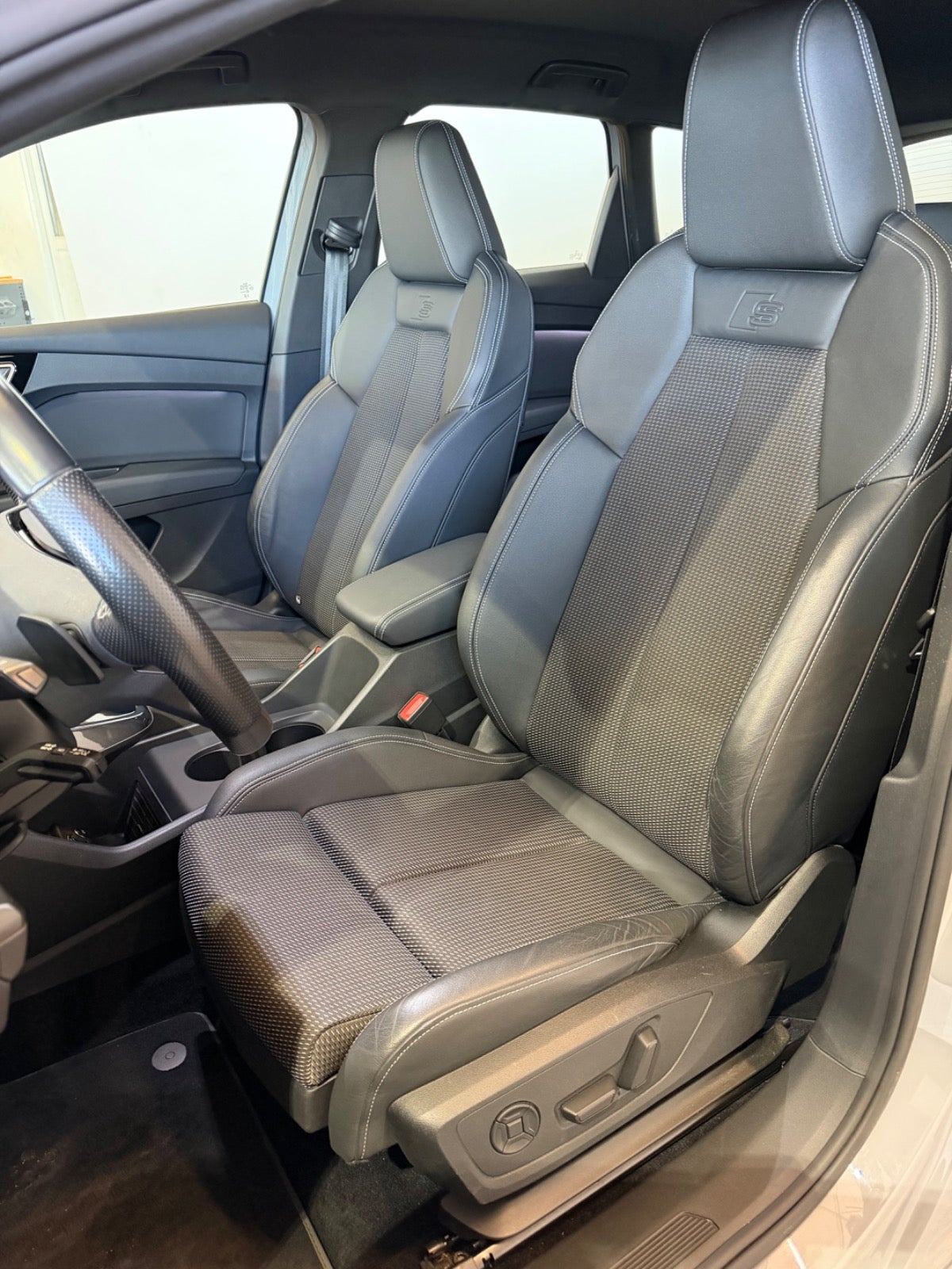 Audi Q4 e-tron S-line