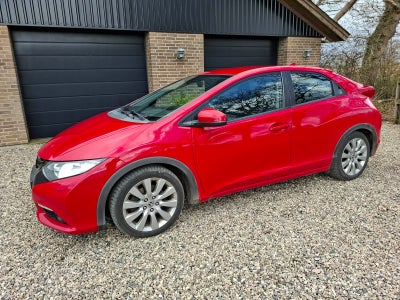 Honda Civic 2,2 i-DTEC Executive 5d