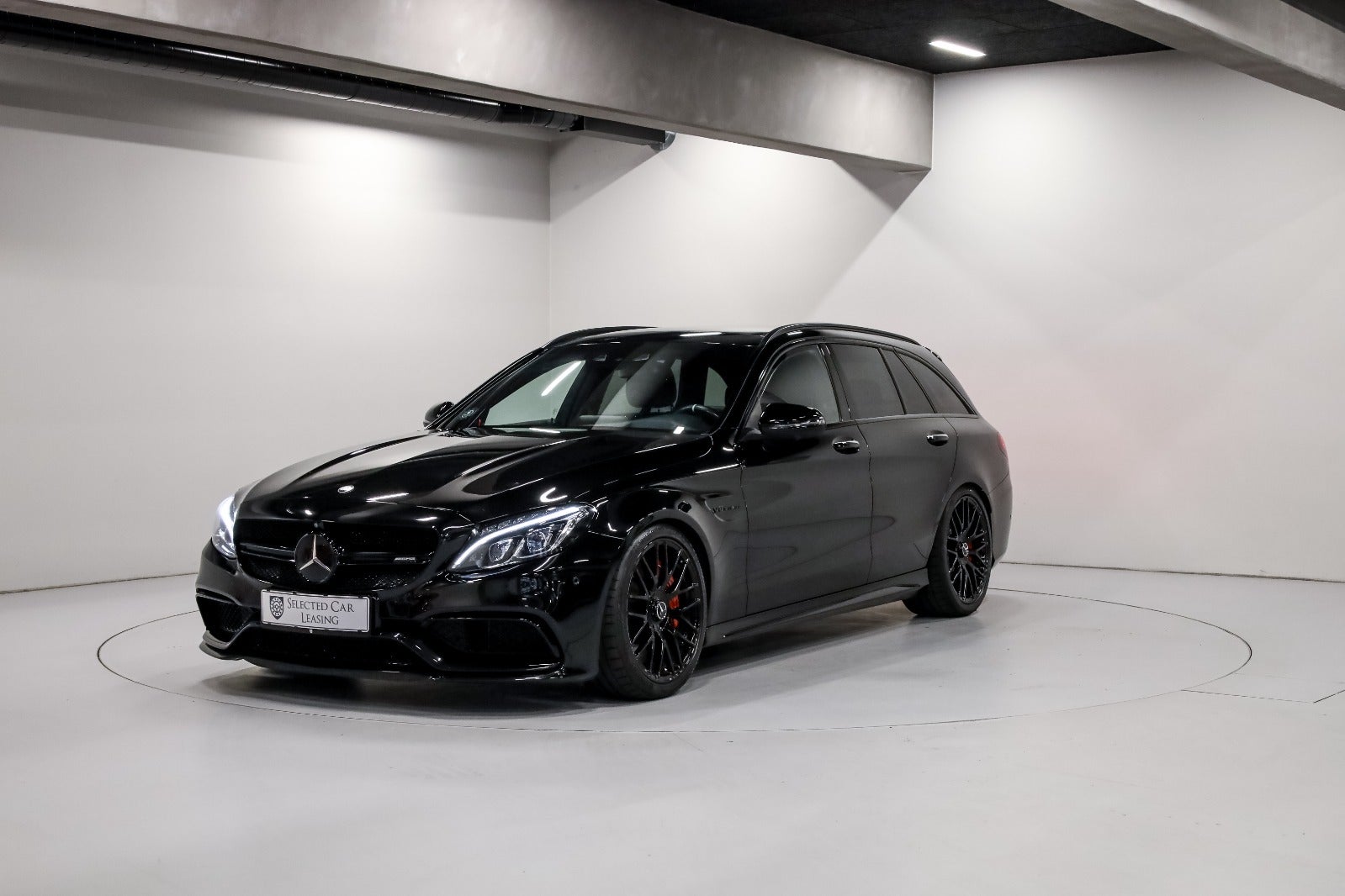 Mercedes-Benz C63 4,0 AMG S stc. aut.