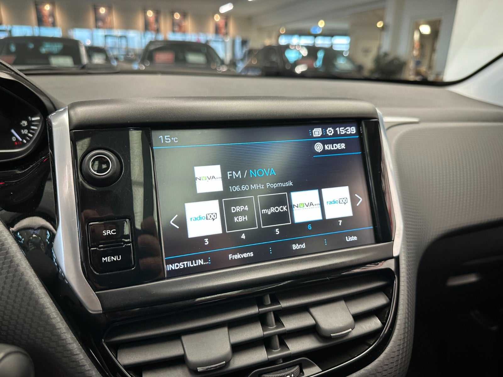 Billede af Peugeot 208 1,2 PureTech 82 Allure Sky