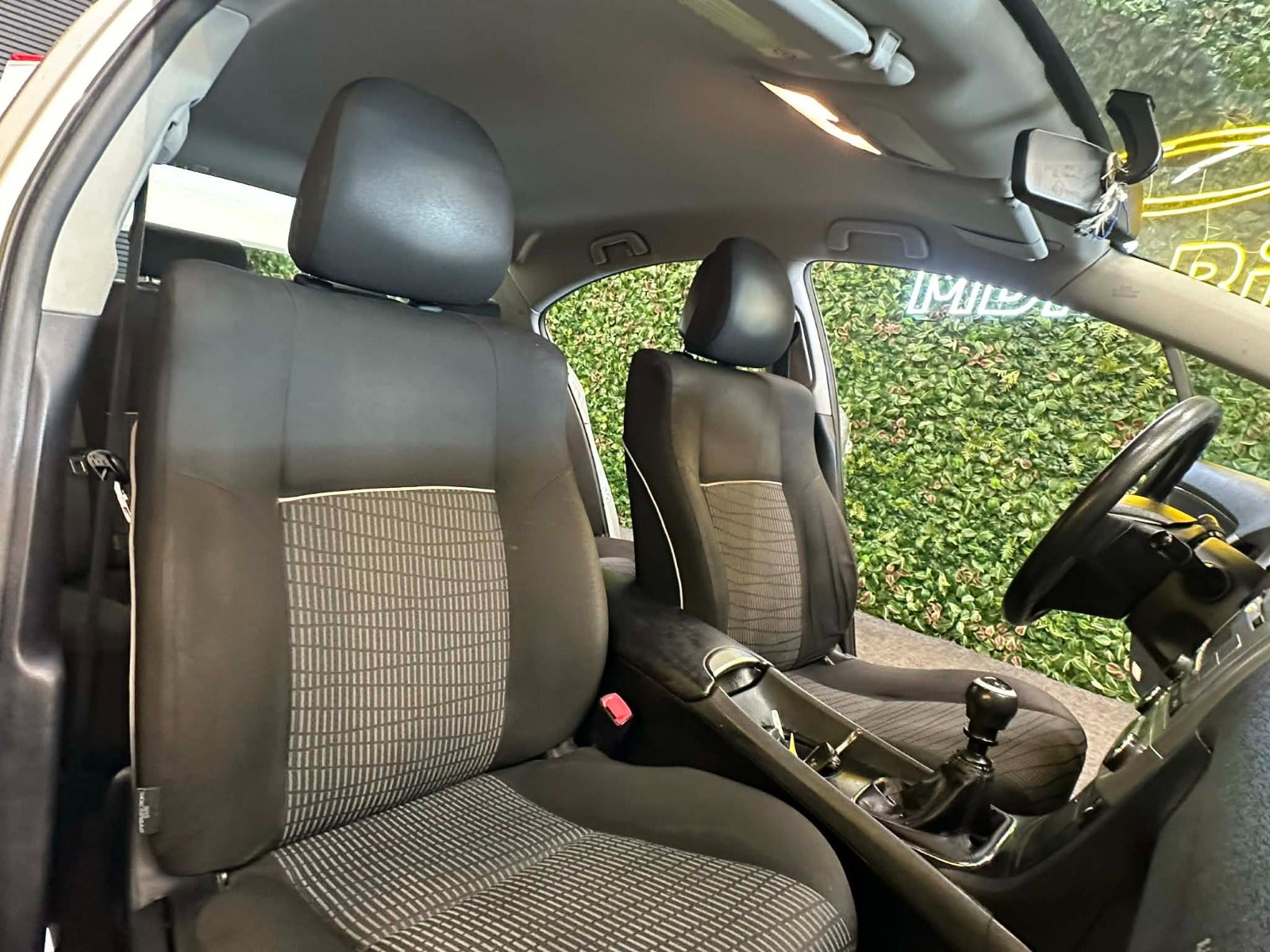 Billede af Toyota Avensis 1,8 VVT-i T2