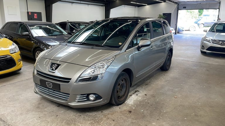 Peugeot 5008 HDi 110 Premium