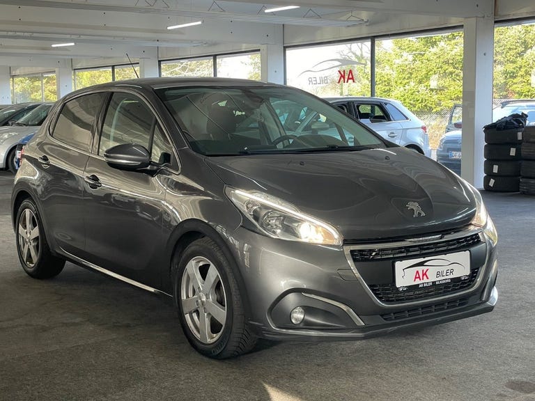 Peugeot 208 BlueHDi 100 Prestige Sky