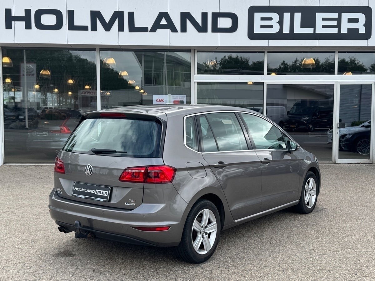 VW Golf Sportsvan TSi 125 Highline DSG BMT