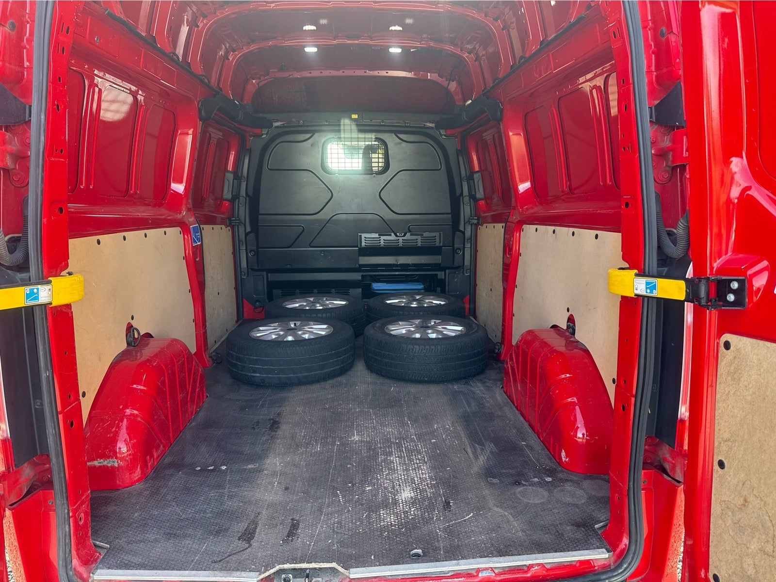 Ford Transit Custom 320L TDCi 130 Trend