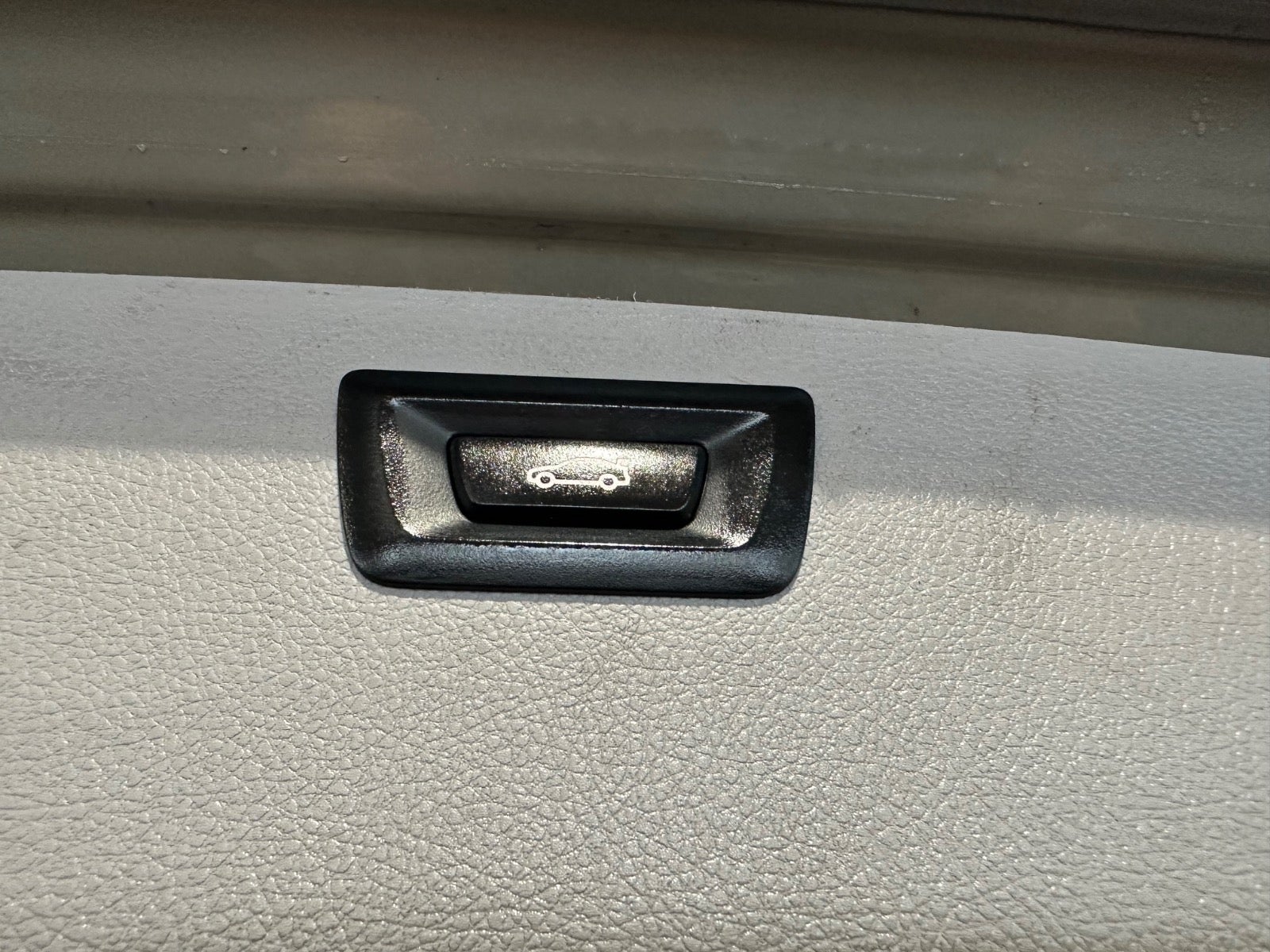 BMW 318i, Billede 12